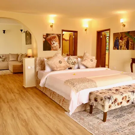 Pink Flamingo Boutique Hotel Моши Экстерьер фото